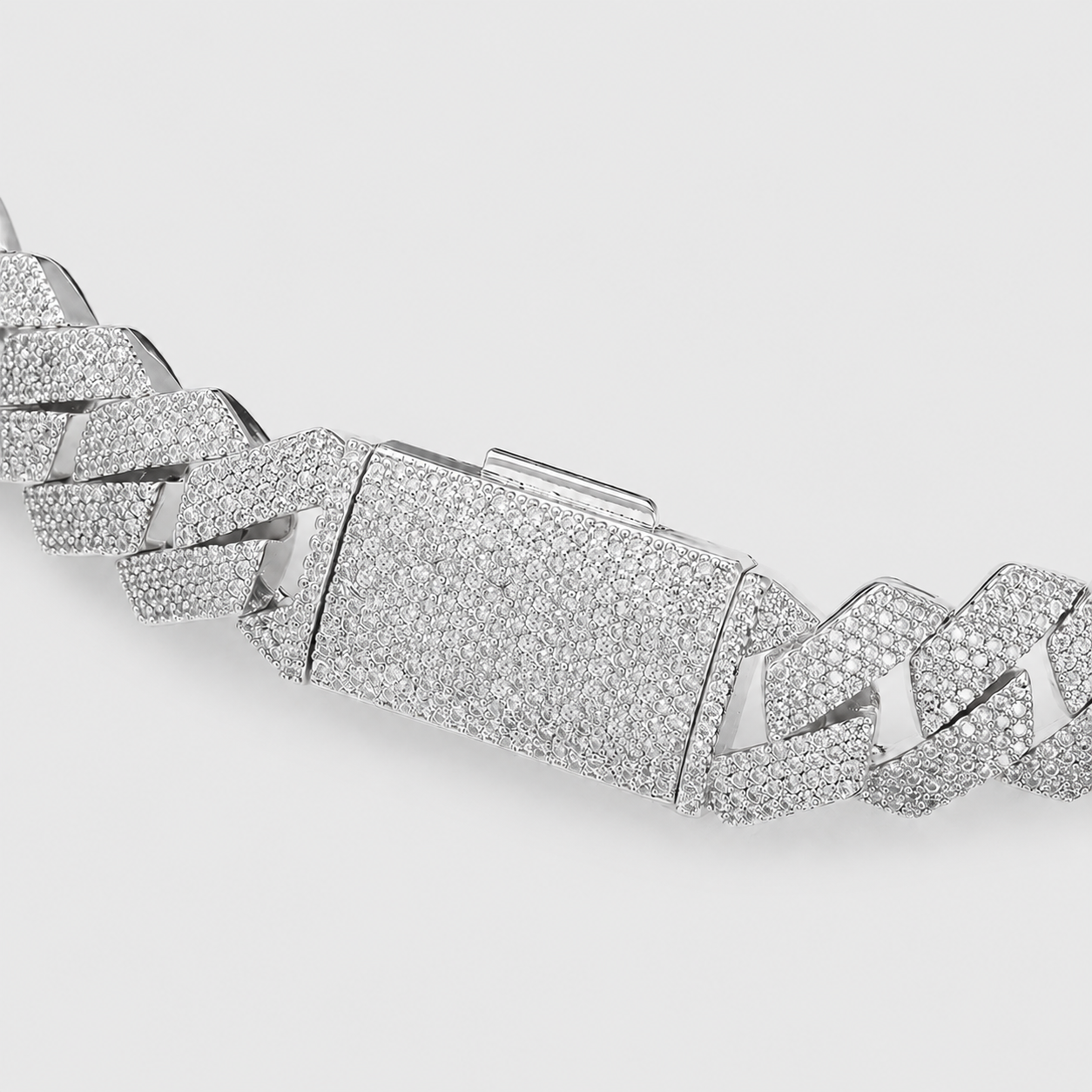 15MM 4 ROW PRONG SET CUBAN CHAIN – WHITE GOLD