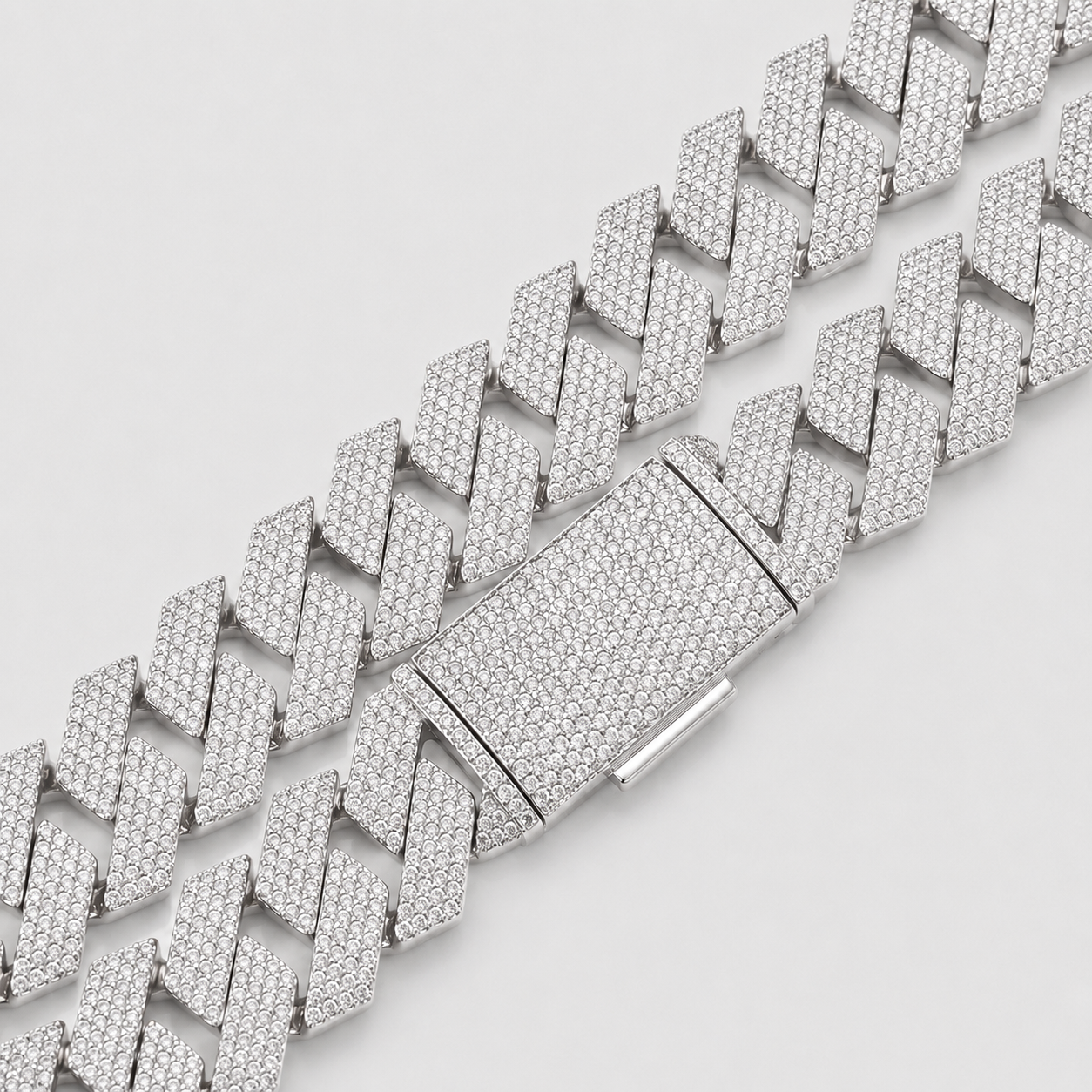 15MM 4 ROW PRONG SET CUBAN CHAIN – WHITE GOLD